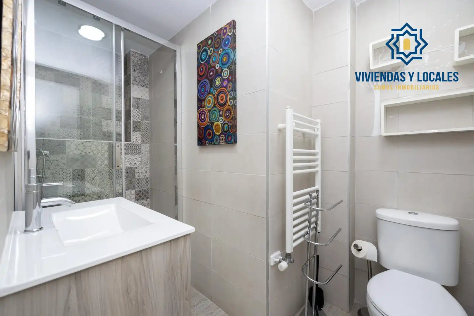 Bathroom of Flat for sale in Granada  with Private garden