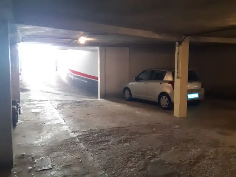 Parkplatz von Garage zur Miete in Ponferrada