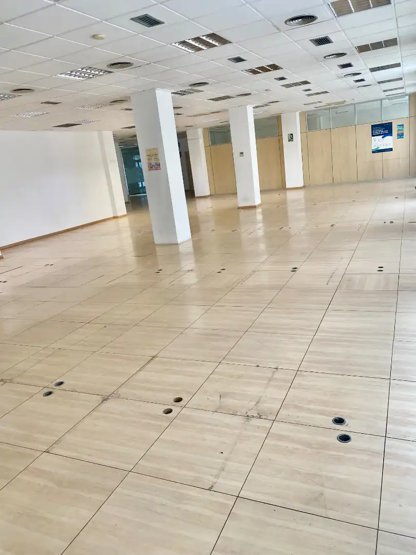 Local en venda en Albacete amb Aire condicionat, Calefacció i Moblat