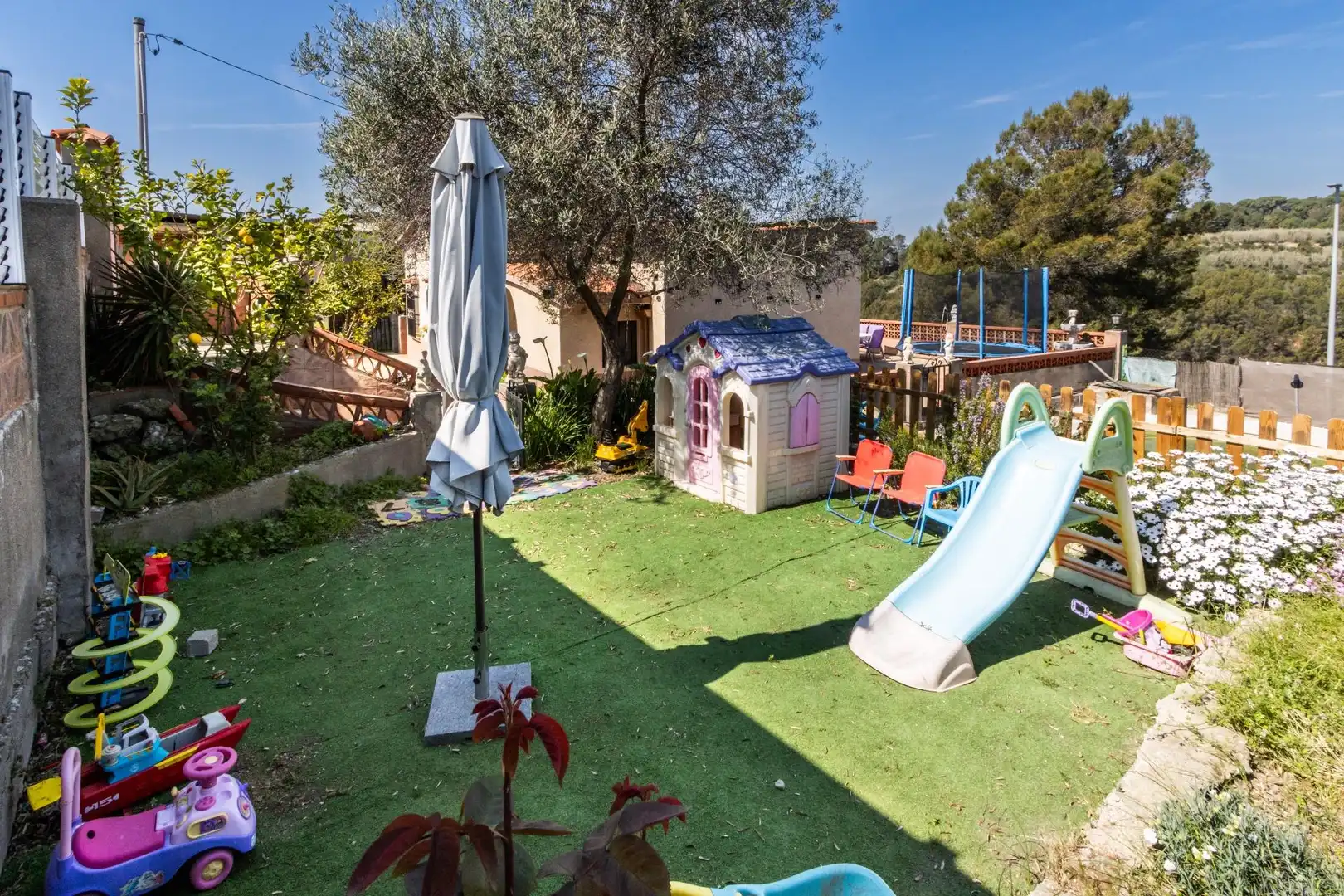 Garden of Houses for sale in Castellbisbal  with Air Conditioner, Heating and Private garden