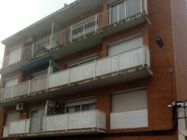 Pis en venda a C/ Bretón