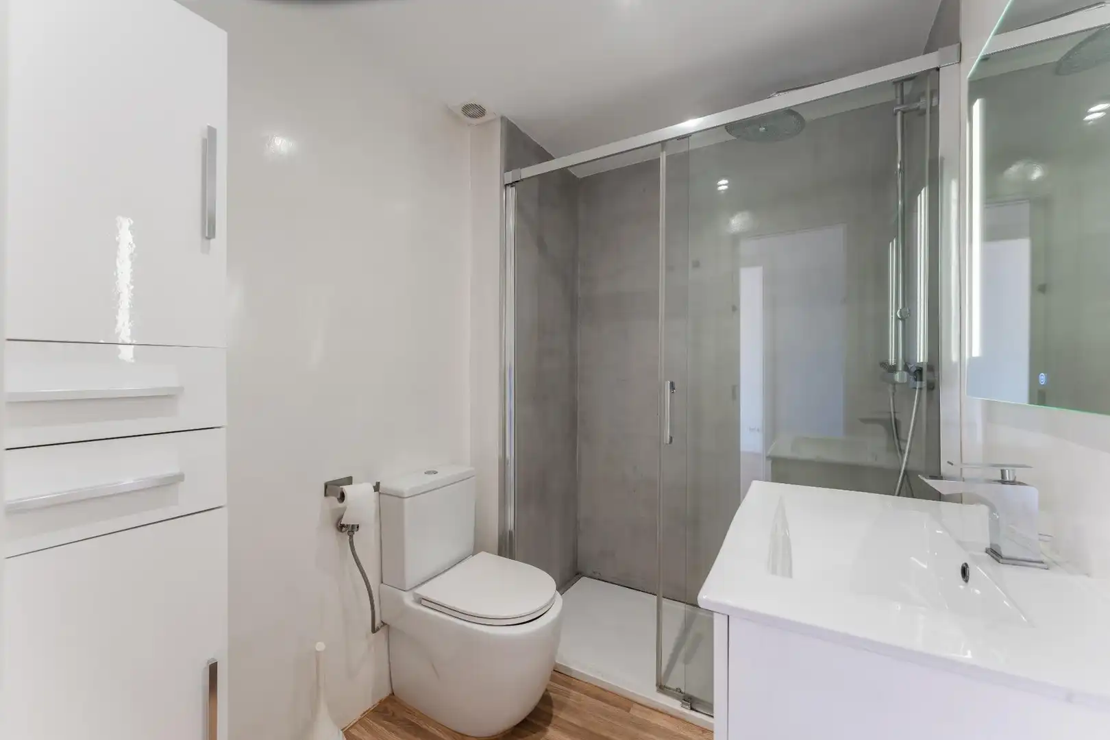 Baño de Piso en venta en Mollet del Vallès con Calefacción, Parquet y Balcón