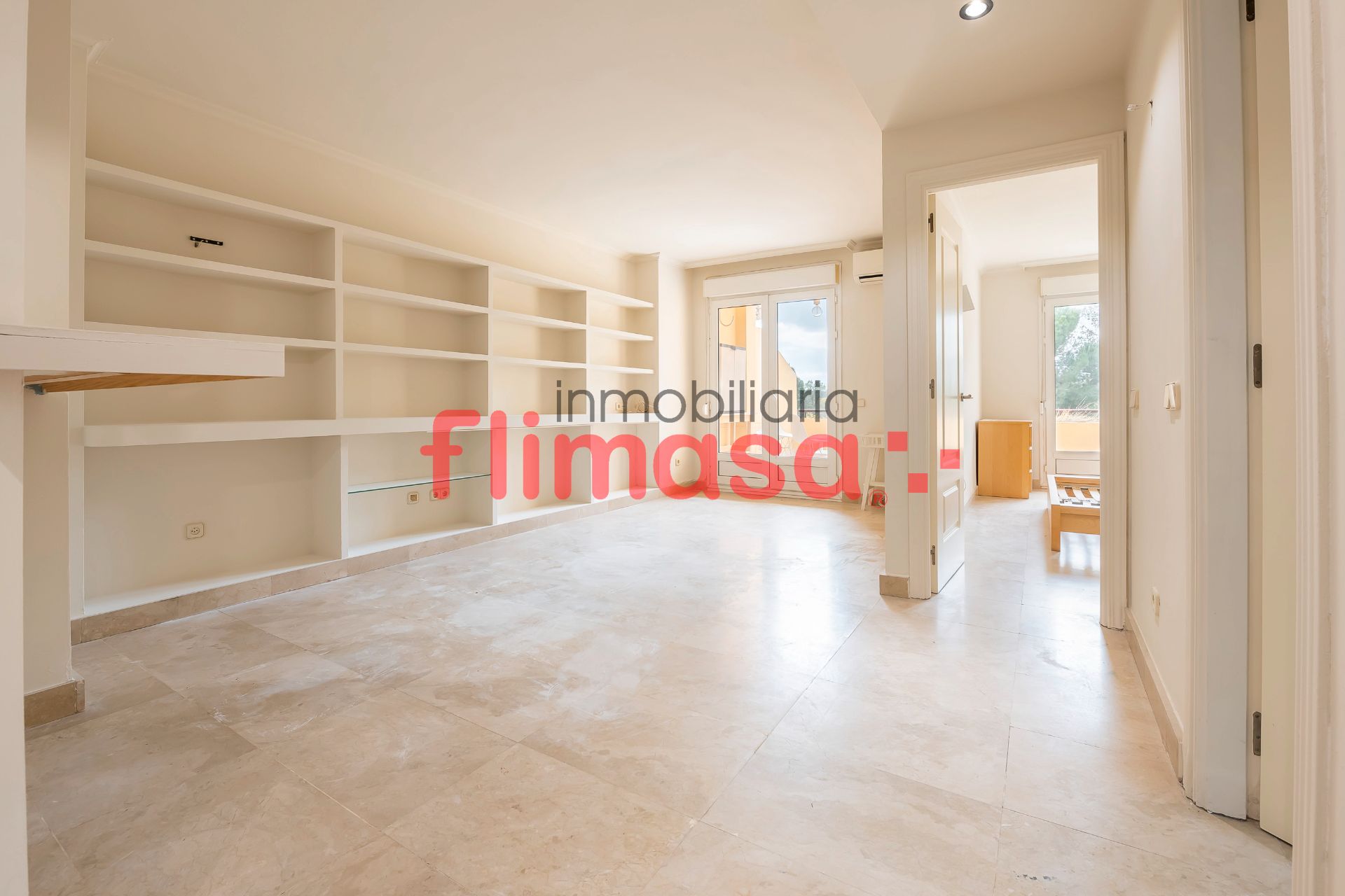 Living room of Apartment for sale in Villaviciosa de Odón  with Air Conditioner, Heating and Terrace