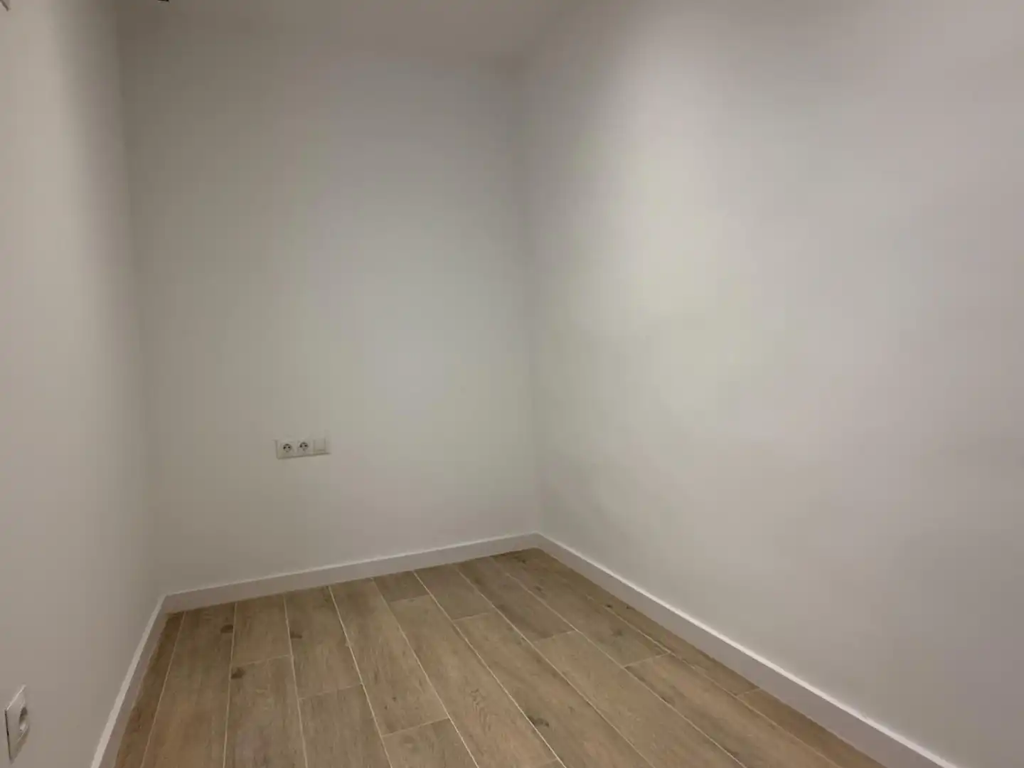 Flat for sale in Sabadell  with Parquet flooring and Terrace