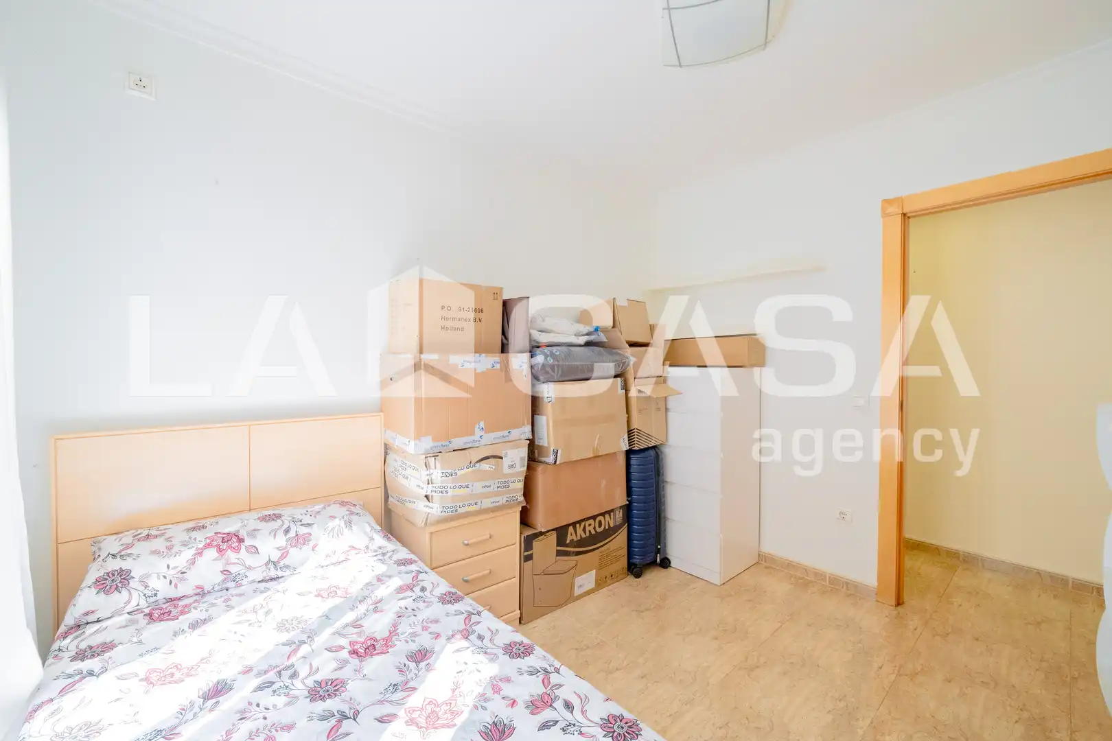 Habitación de Piso en venta en Valencia con Balcón