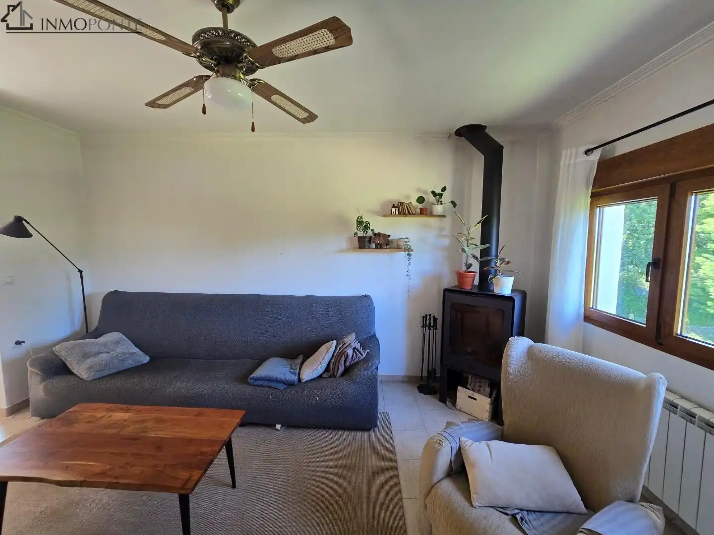 Sala de estar de Casa o chalet en venta en Cerdedo con Calefacción, Jardín privado y Terraza
