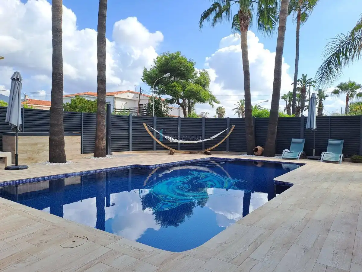 Casa adosada en venta en Benicasim / Benicàssim, Castellón