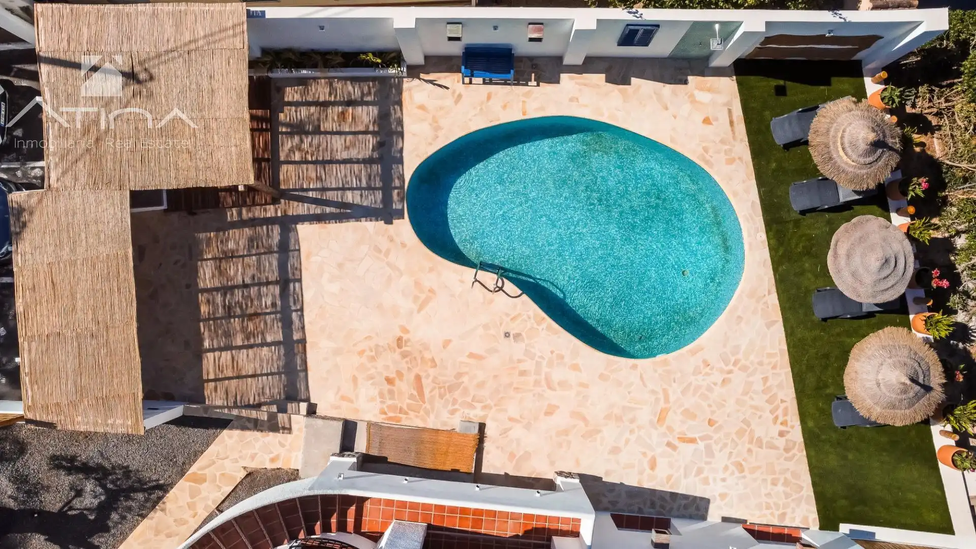 Swimming pool of Houses for sale in Jávea / Xàbia  with Air Conditioner, Private garden and Terrace
