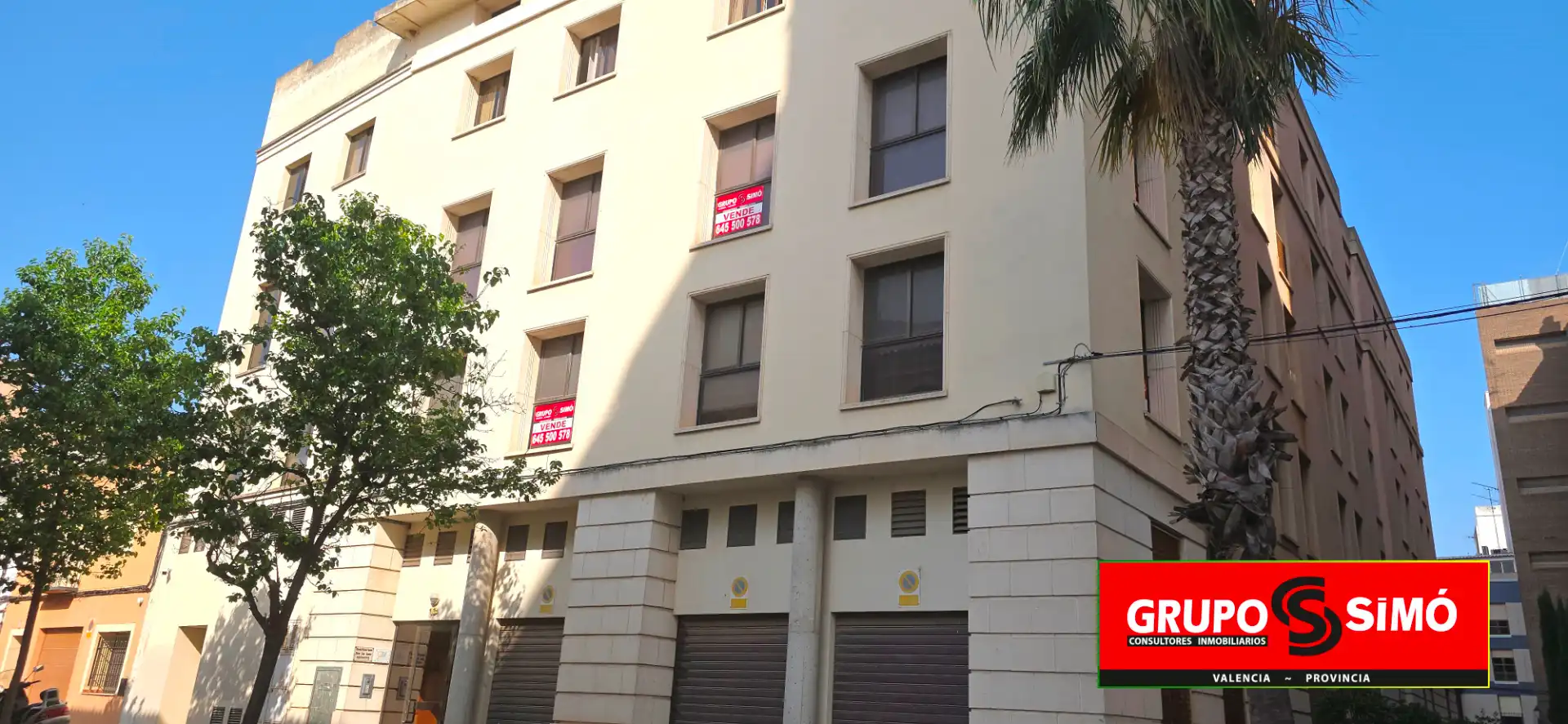 Vista exterior de Oficina en venta en Alzira con Aire acondicionado