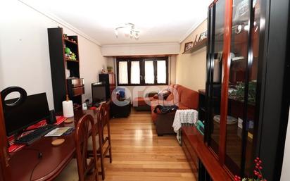 Living room of Flat for sale in Santurtzi   with Heating and Balcony