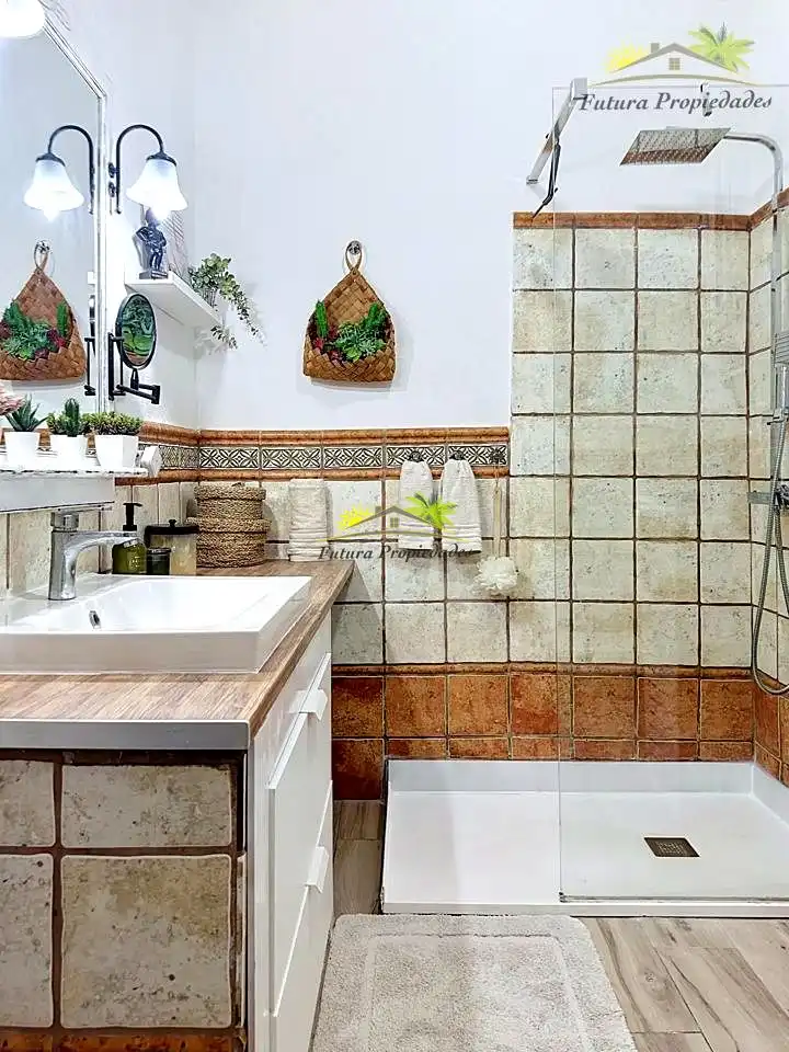 Bany de Dúplex en venda en Arrecife amb Aire condicionat, Terrassa i Moblat