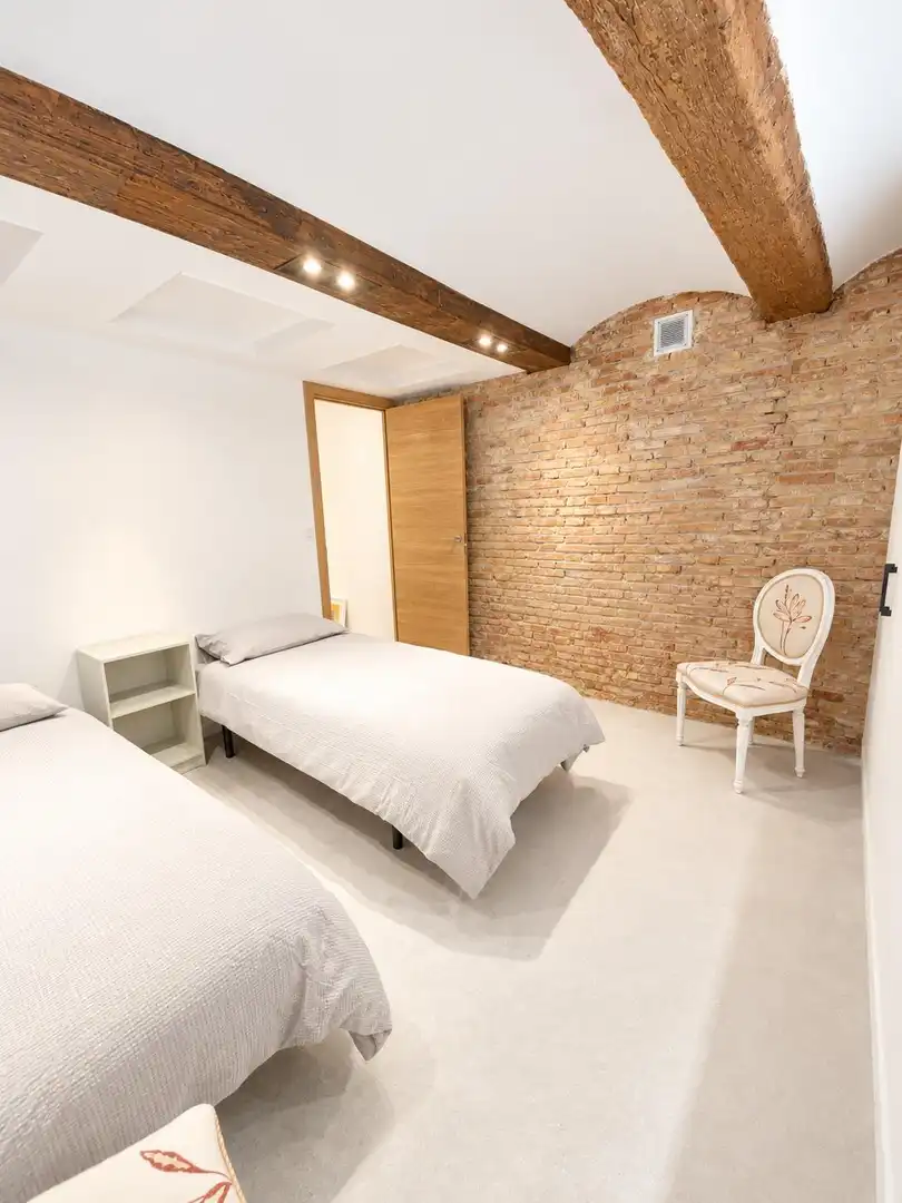 Planta baja de alquiler en Ciutat Vella 
