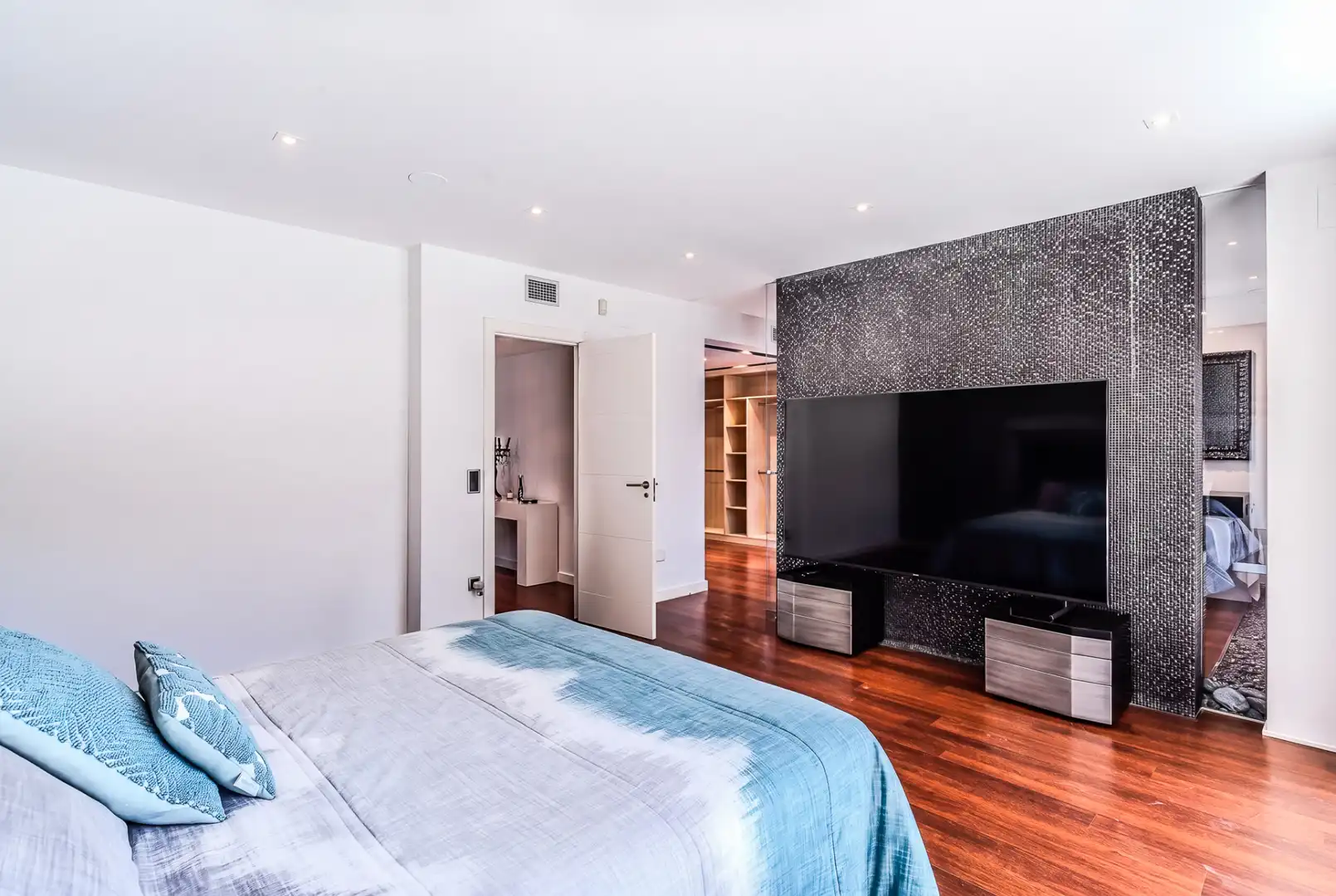 Dormitori de Casa o xalet en venda en Tàrrega amb Aire condicionat, Jardí privat i Terrassa