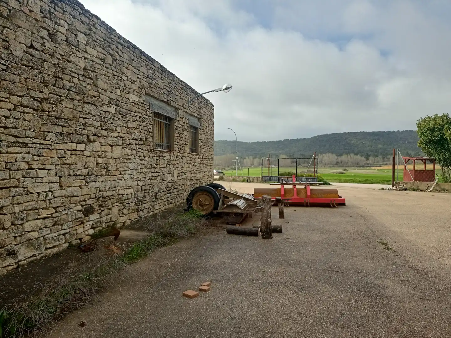 Vista exterior de Nave industrial en venta en Cañada del Hoyo