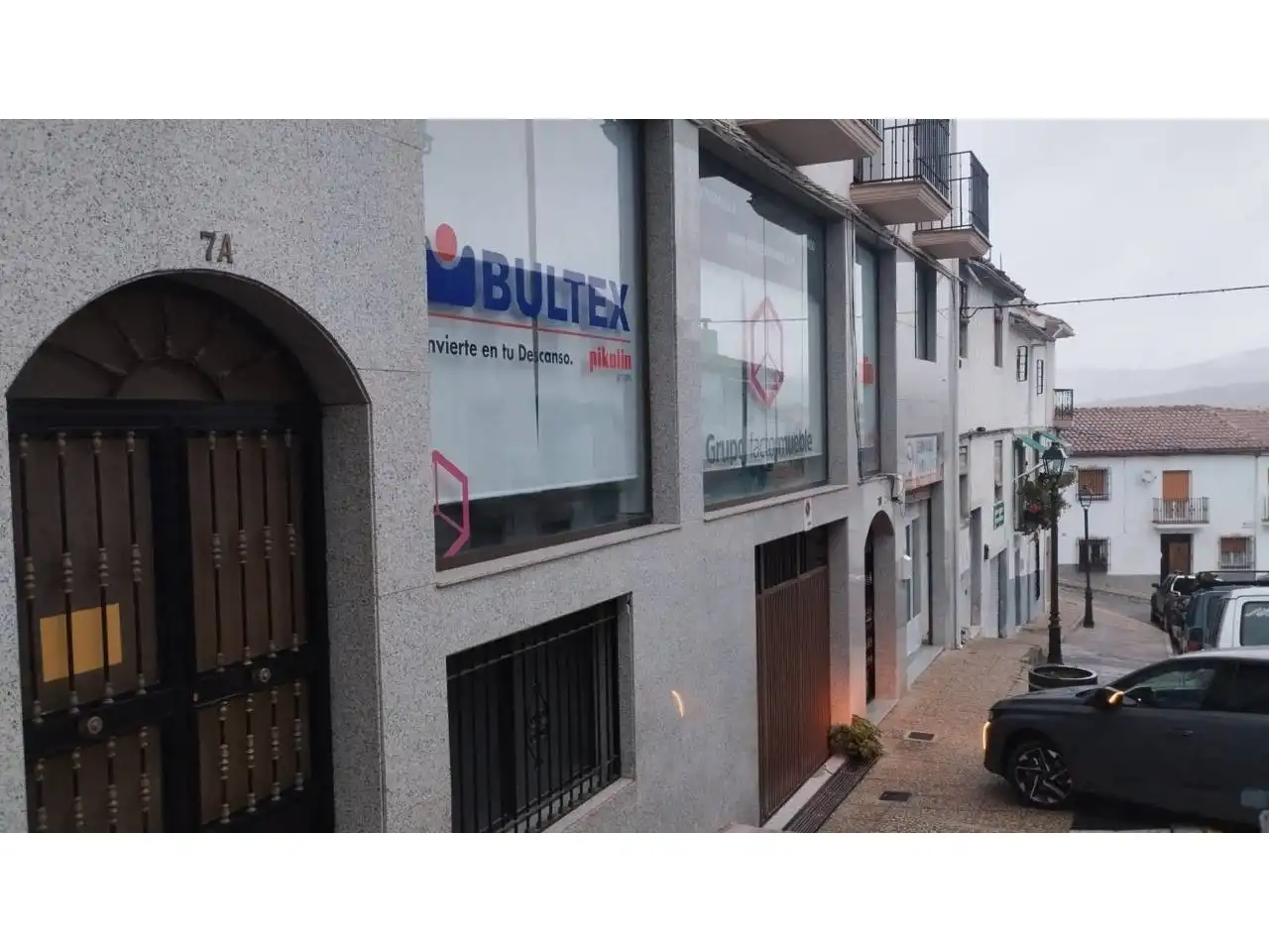 Local comercial en venta en Calle Alcalá 9