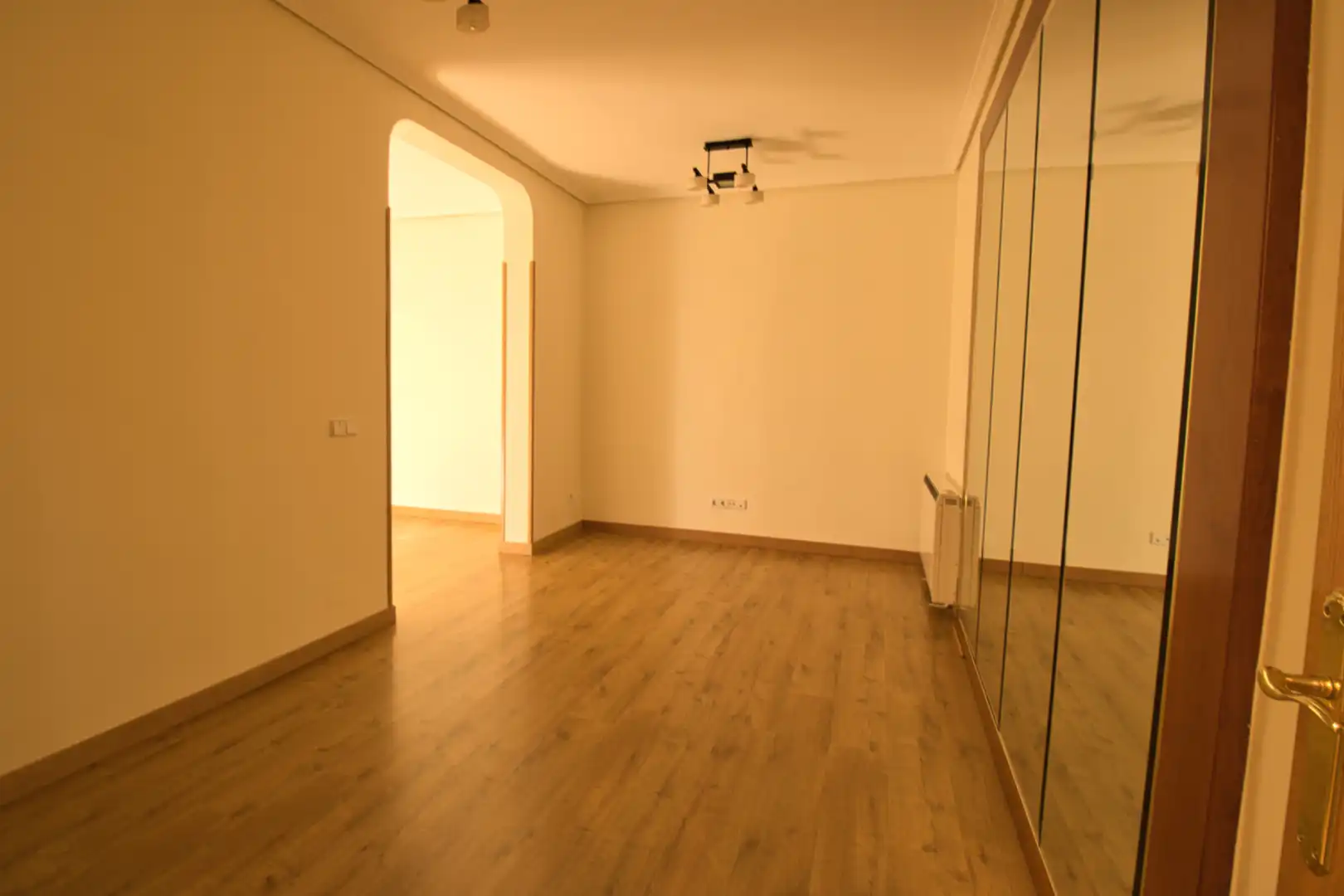 Appartamento con ascensore in affitto a Calle de Castelló, imagen 21