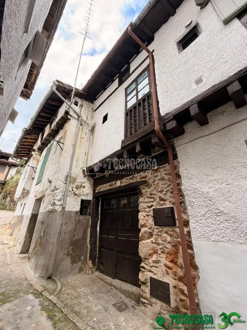 Vista exterior de Casa adosada en venta en Guisando con Calefacción