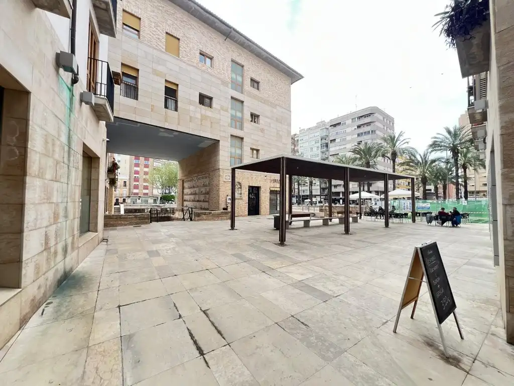 Local comercial en venda a Calle Sang