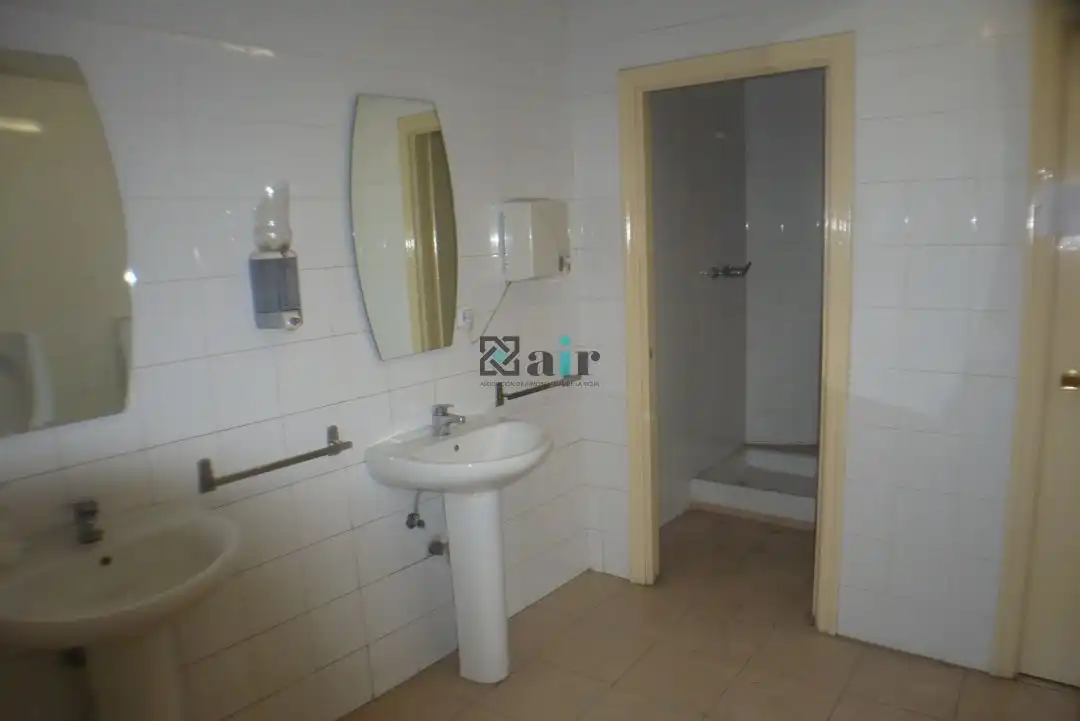Nau industrial en venda a Logroño - Calle Los Almendros, imagen 8