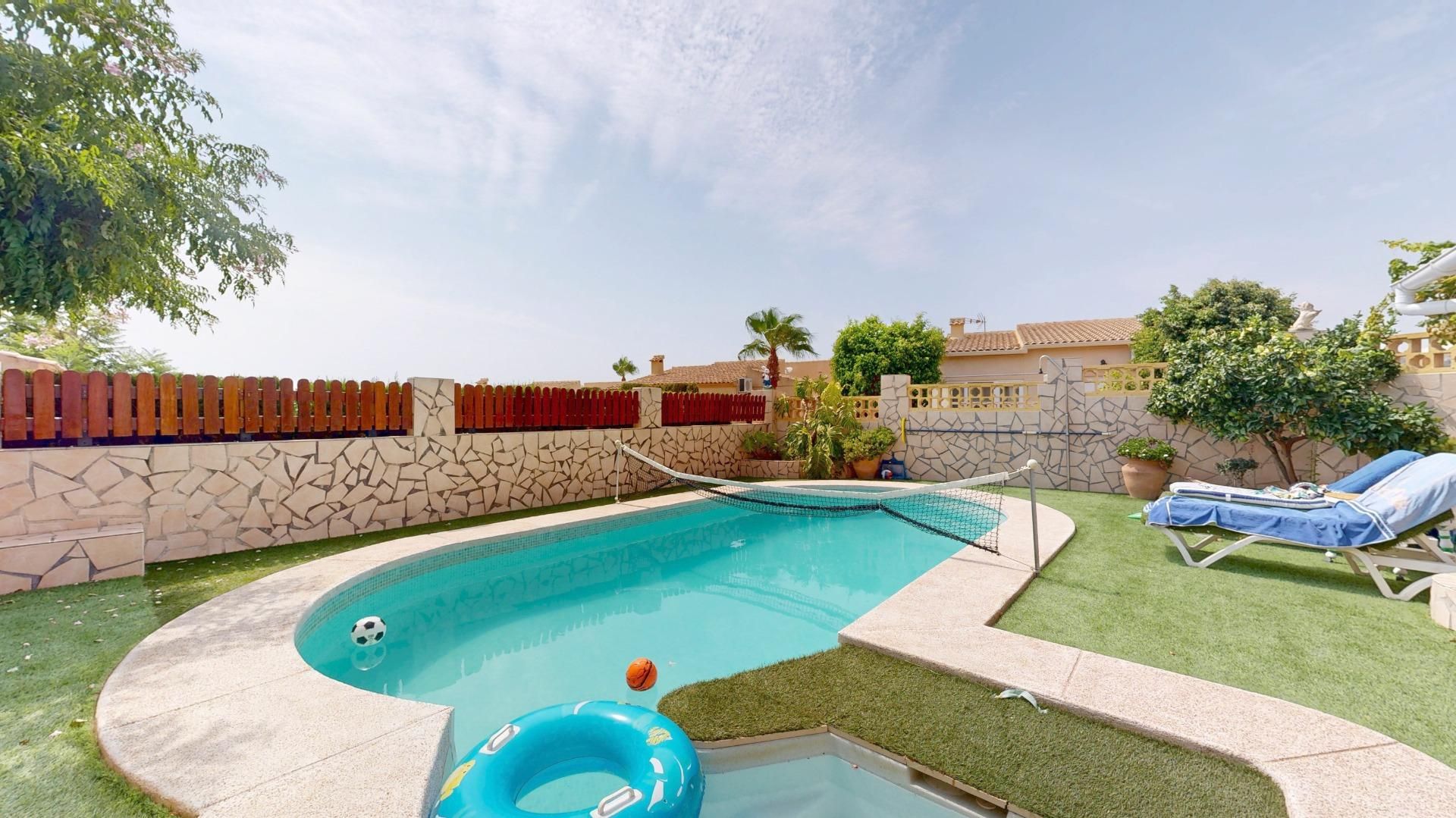 Swimming pool of House or chalet for sale in La Nucia  with Air Conditioner, Terrace and Swimming Pool