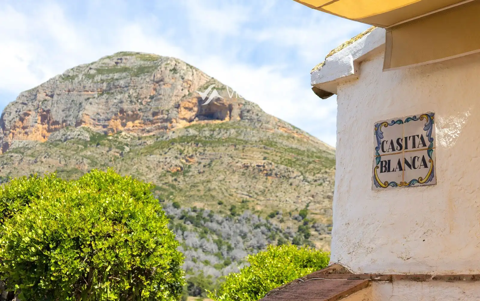 Houses for sale in Jávea / Xàbia  with Storage room, Swimming Pool and Furnished