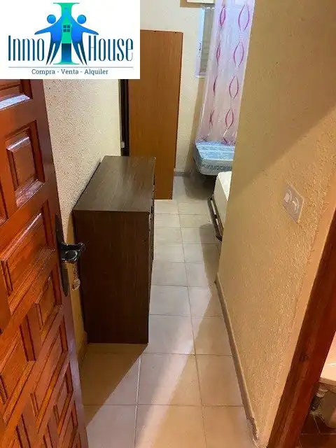 Bedroom of Buildings for sale in Albacete