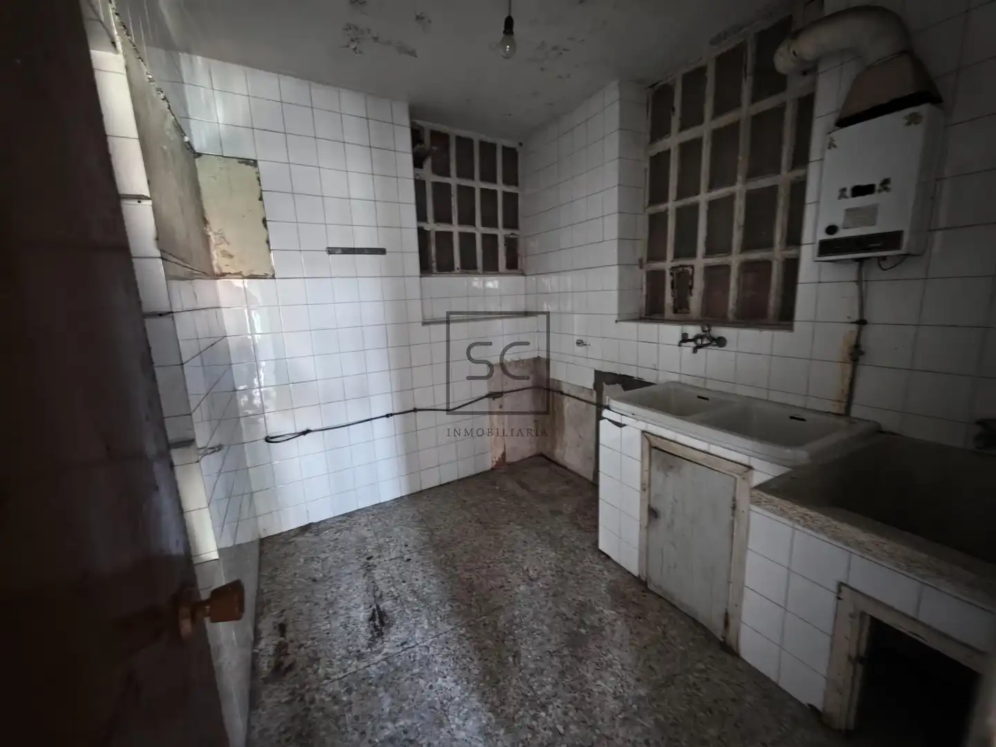 Küche von Maisonette zum Verkauf in Miño mit Terrasse, Abstellraum und Balkon