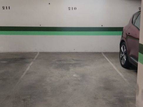 Garaje en Alquiler en Calle Esteban Sánchez, 6 en San Roque - Ronda Norte