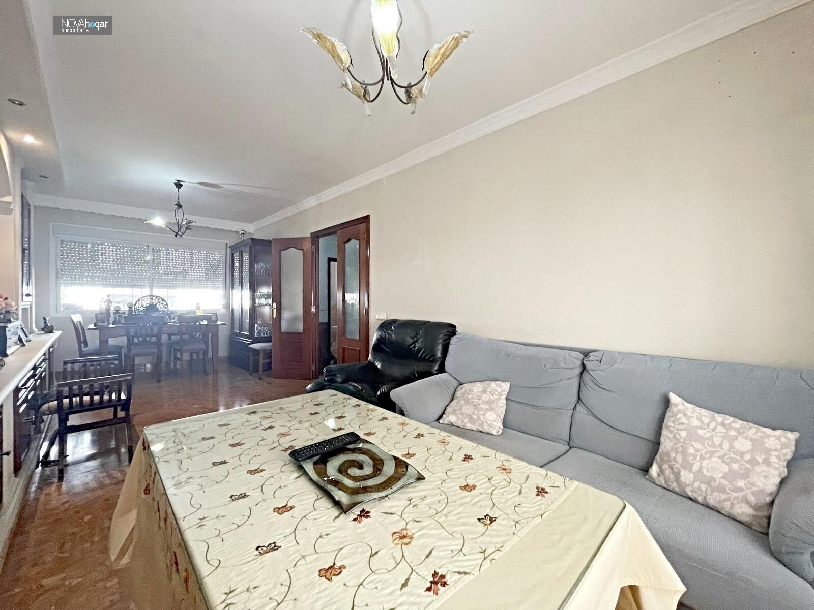 Sala de estar de Casa adosada en venta en Cártama con Aire acondicionado, Terraza y Trastero