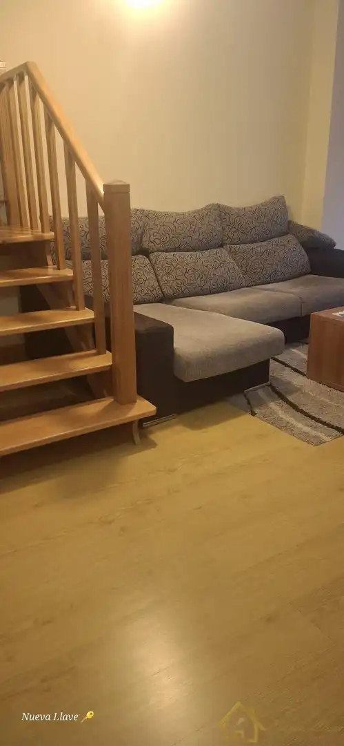Duplex with lift to rent in Lavandeira, imagen 5