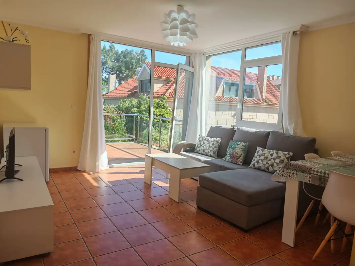 Sala d'estar de Apartament de lloguer en Fisterra amb Terrassa, Moblat i Forn