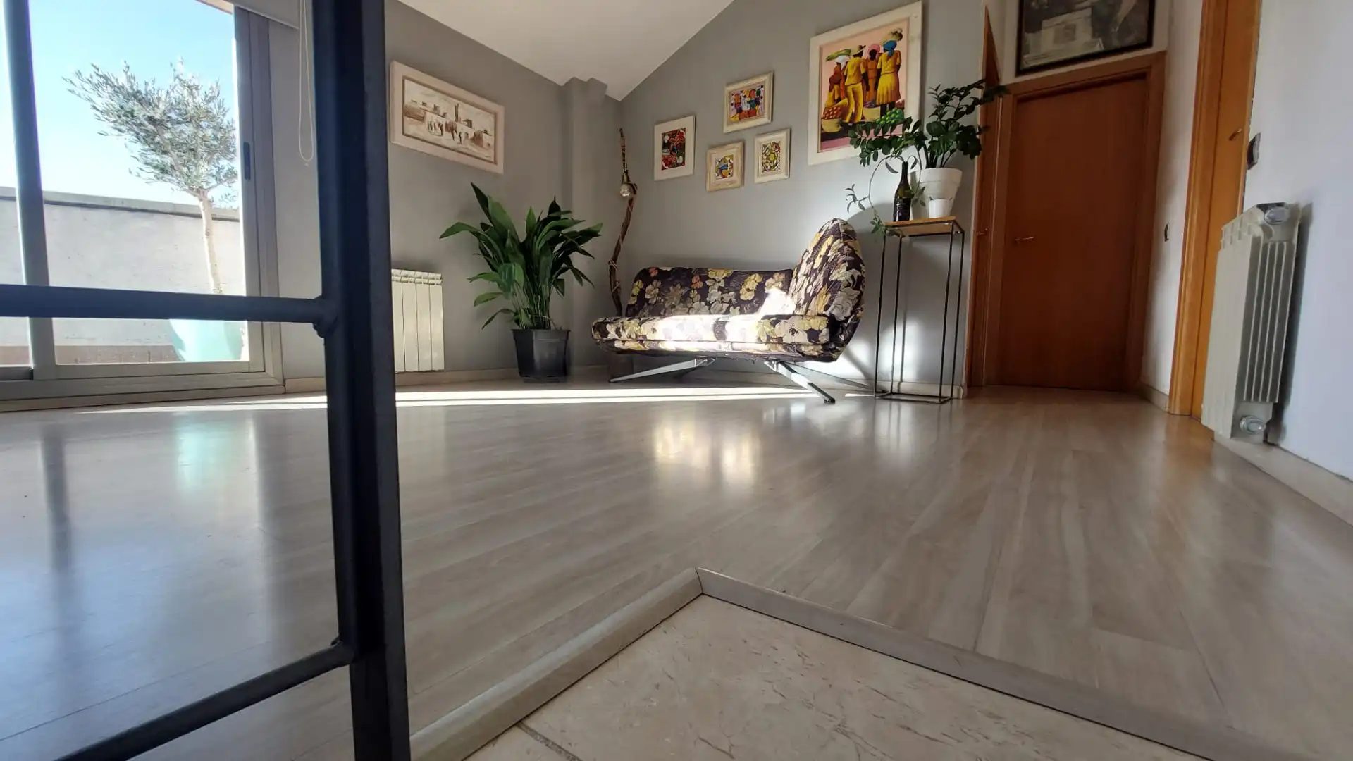 Sala d'estar de Dúplex en venda en Manresa amb Calefacció, Parquet i Terrassa