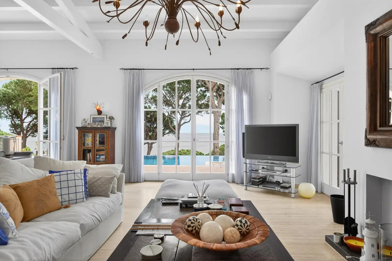 Sala de estar de Casa o chalet en venta en Sant Feliu de Guíxols con Aire acondicionado, Jardín privado y Parquet