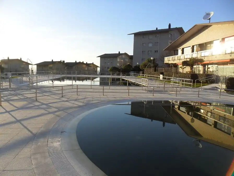 Piscina de Garatge de lloguer en Sopela