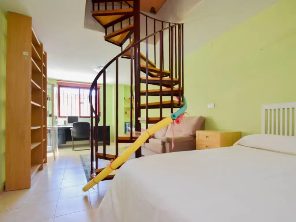 Habitación de Dúplex en venta en Granada con Piscina