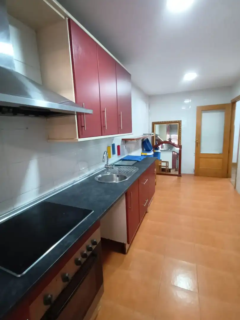 Kitchen of Flat for sale in Mérida  with Terrace, Storage room and Balcony