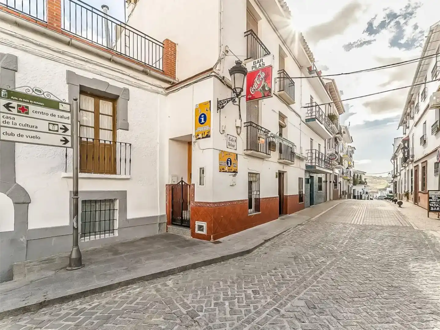 Vista exterior de Pis en venda en Valle de Abdalajís amb Balcó