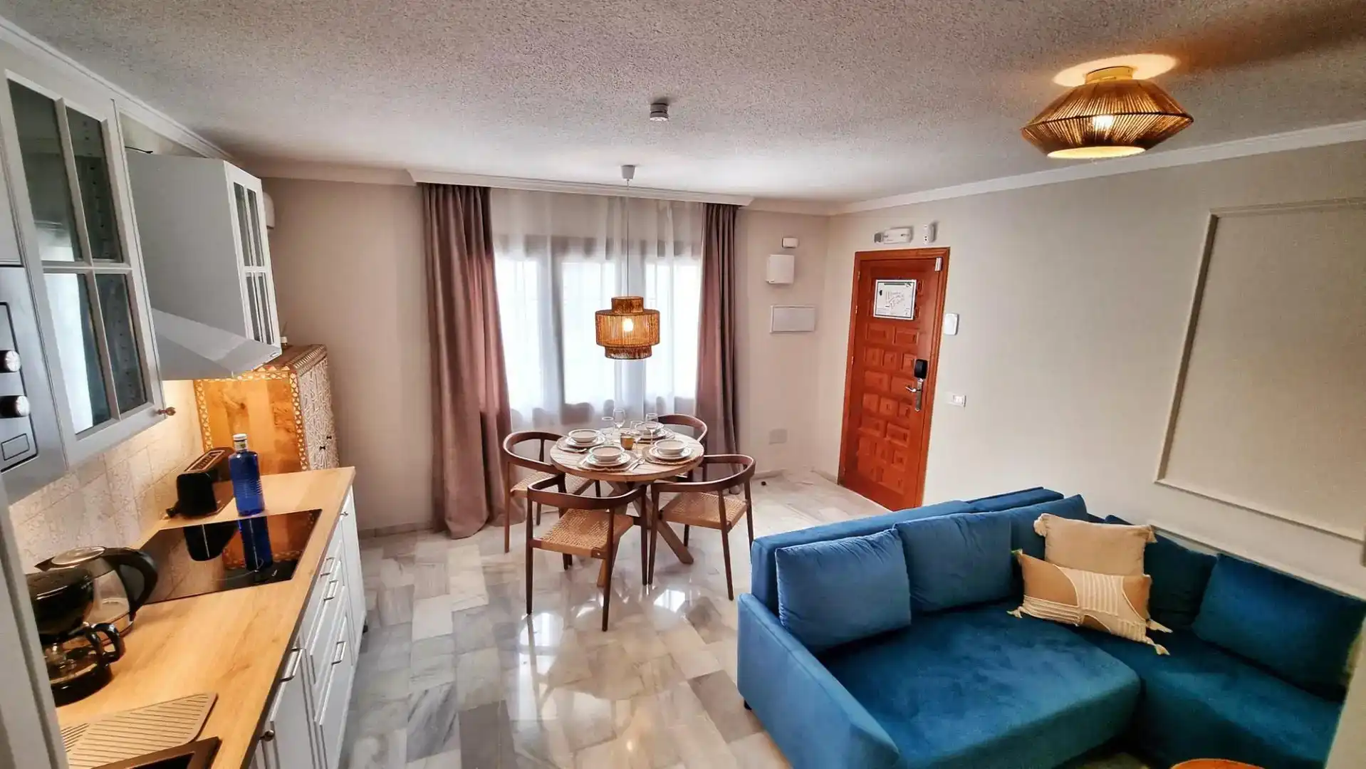 Sala d'estar de Apartament en venda en Vera amb Aire condicionat, Jardí privat i Parquet