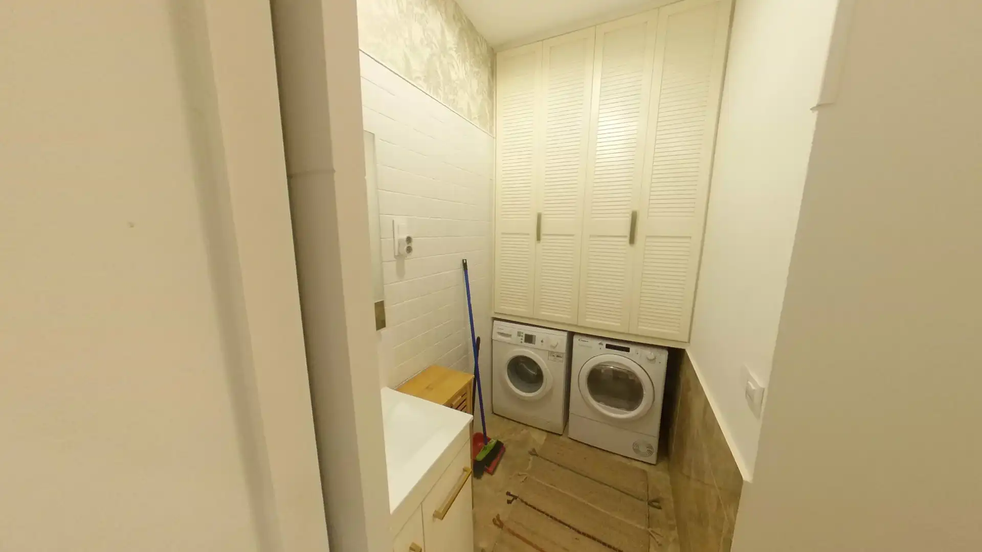 Flat for rent in  Madrid Capital  with Heating, Terrace and Furnished