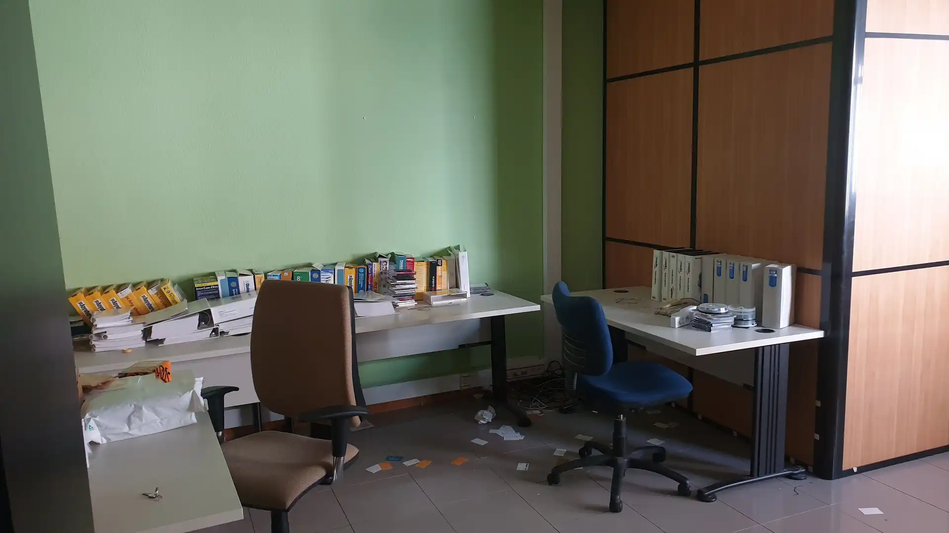 Büro zum Verkauf in Adriano VI Kalea 14, imagen 3
