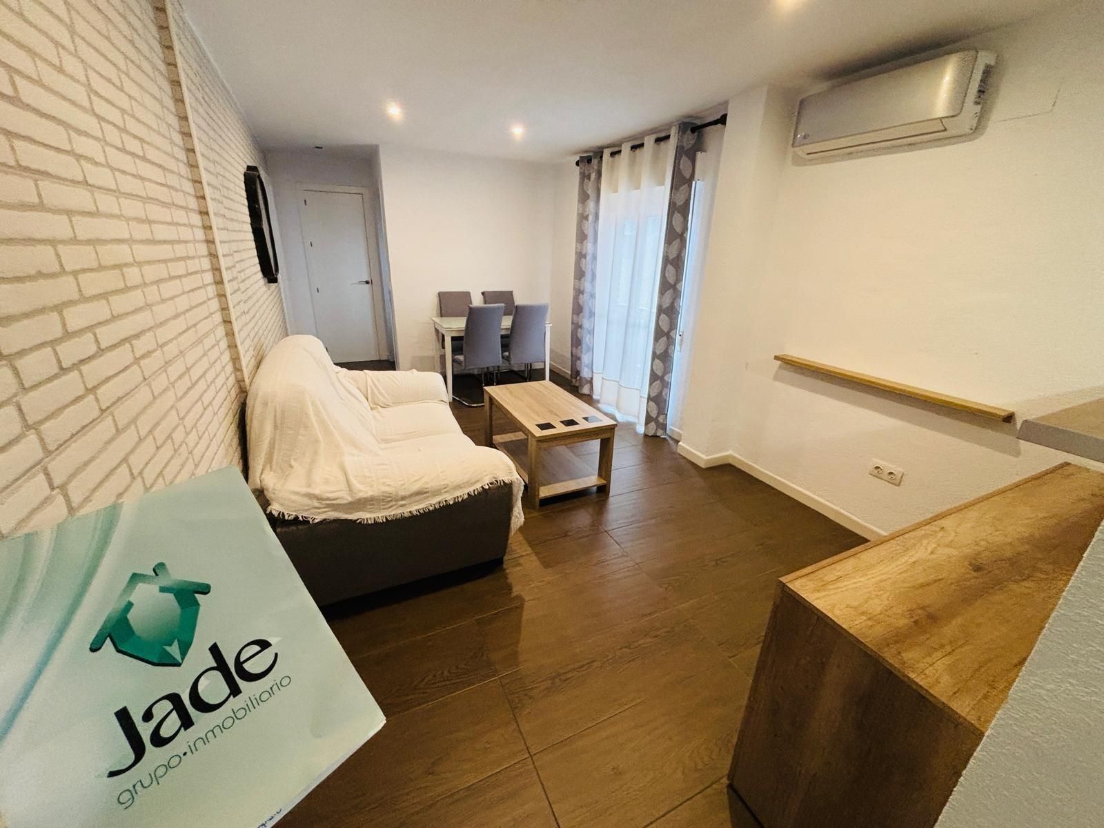 Sala d'estar de Apartament en venda en  Córdoba Capital amb Aire condicionat, Traster i Balcó