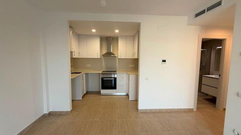 Foto 2 de Apartamento en venta en Carrer Carrer Benavente, Deltebre, Tarragona