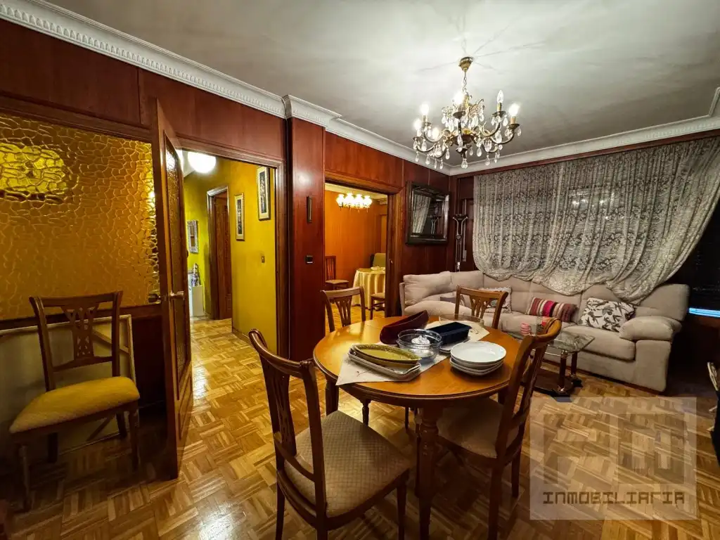 Wohnzimmer von Wohnung zum Verkauf in Ávila