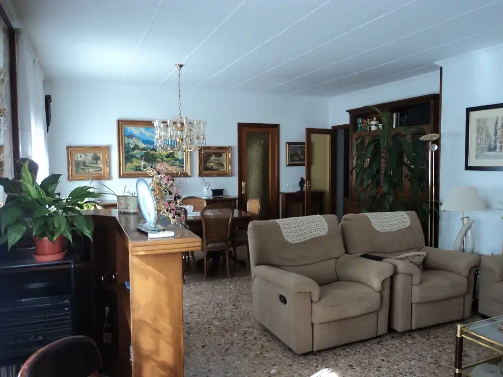 Wohnzimmer von Fabrikhallen zum Verkauf in Les Borges Blanques