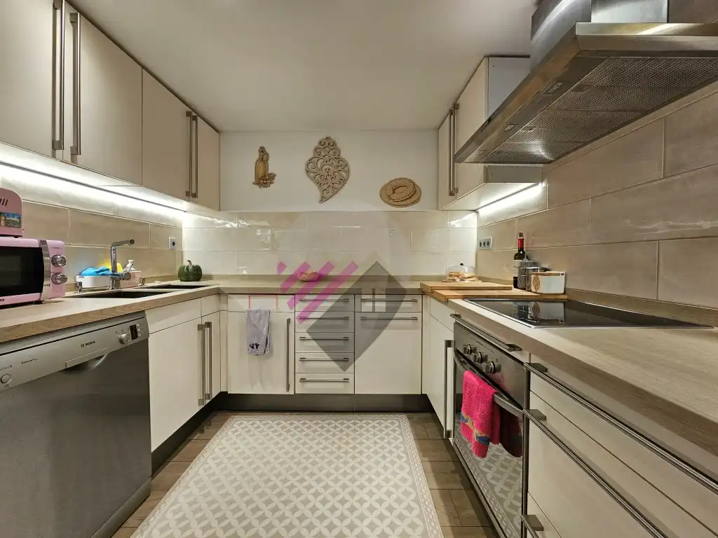 Flat with terrace for sale in Avinguda de Sant Antoni, imagen 10