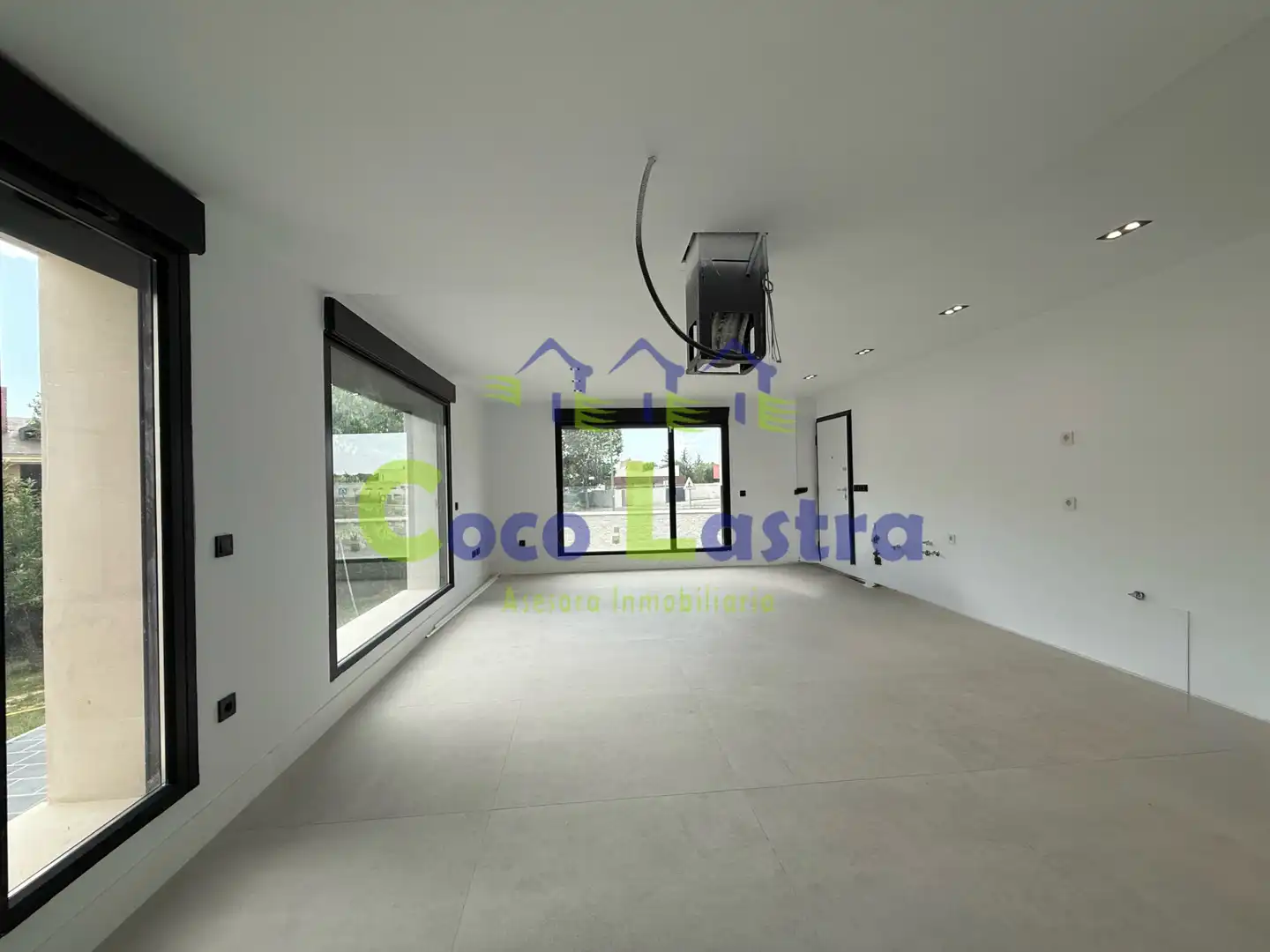 Haus oder Chalet zum Verkauf in Villamayor mit Klimaanlage, Heizung und Privatgarten