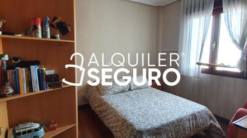 Foto 3 de Piso de alquiler en Autonomía, Txabarri - La Unión - Vista Alegre, Sestao