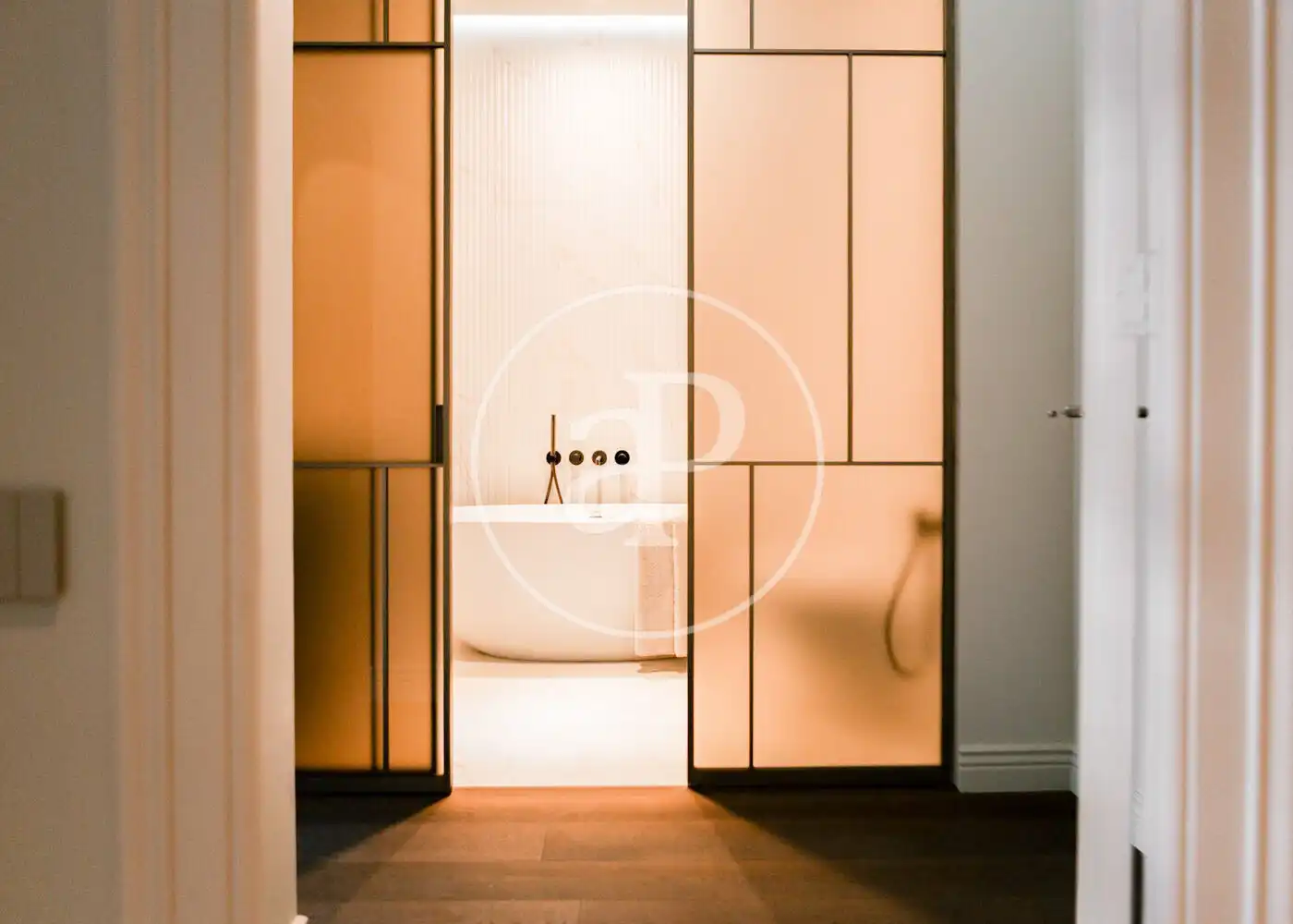 Piso con ascensor en venta en Carrer de Casp, imagen 24