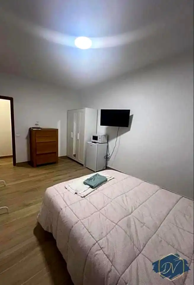 Room in Bartolome Benitez, Gracia