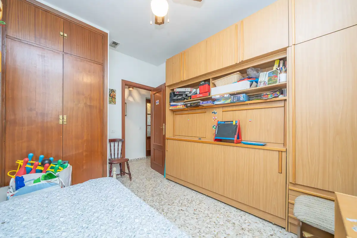 Dormitori de Casa o xalet en venda en El Escorial amb Jardí privat, Terrassa i Piscina